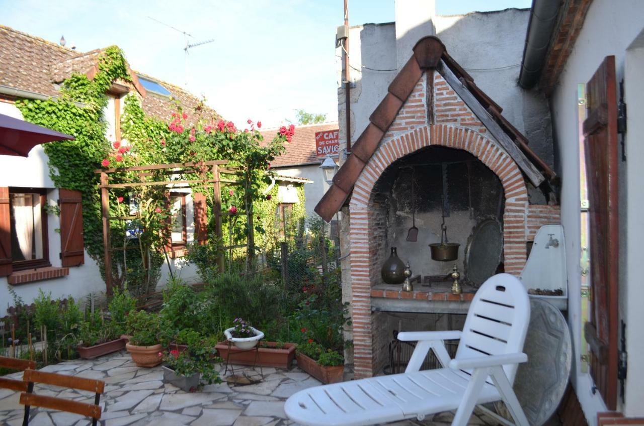 Maison D'Autrefois Mareau-aux-Prés Exterior foto