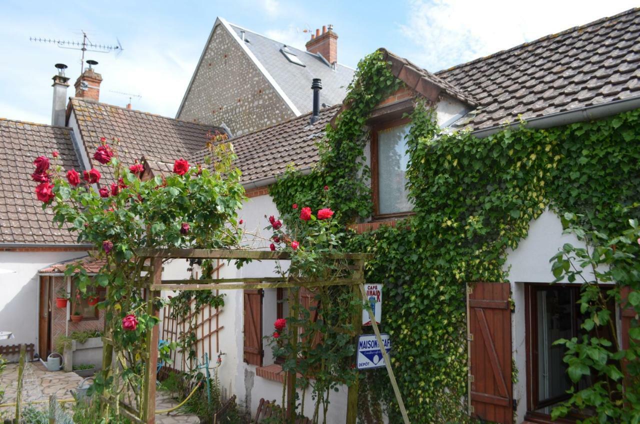 Maison D'Autrefois Mareau-aux-Prés Exterior foto